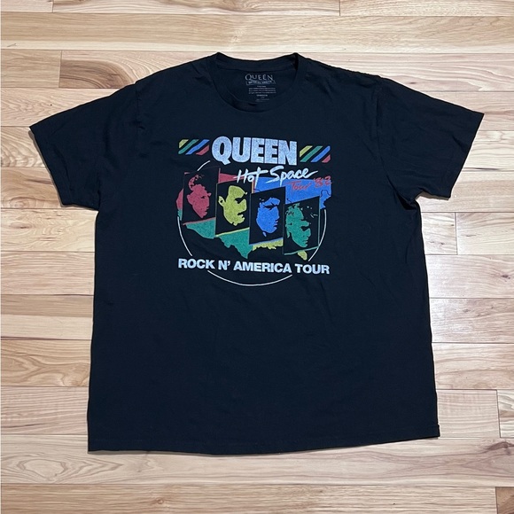 American Vintage Other - Queen T-shirt
